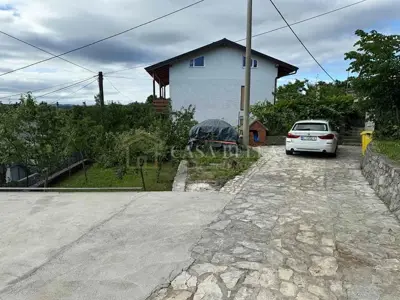 Haus 230 m², Viškovo Zentrum - 800 m² Gartenfläche - 5