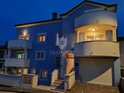 Novigrad, okolica, kuća sa 6 apartmana na 350m od mora - 2