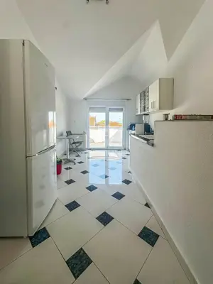 Novigrad, okolica, kuća sa 6 apartmana na 350m od mora - 5