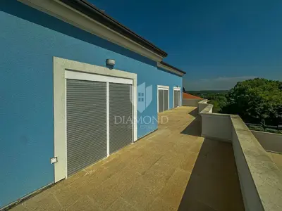 Novigrad, okolica, kuća sa 6 apartmana na 350m od mora - 17
