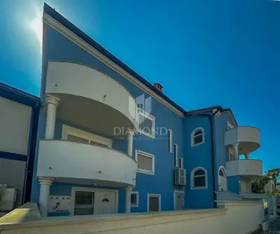 Novigrad, okolica, kuća sa 6 apartmana na 350m od mora - 3