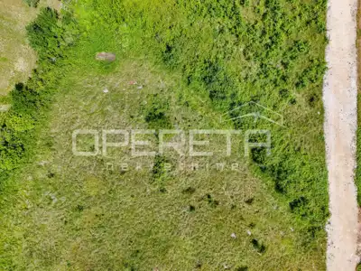 Građevinsko zemljište 1.265 m², Višnjan - pogled na more - 5