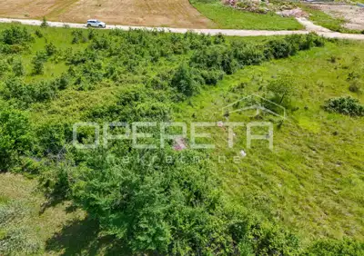 Građevinsko zemljište 1.265 m², Višnjan - pogled na more - 3