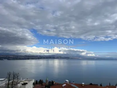 Opatija - Wohnung in Neubau mit Meerblick 132 m²