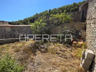 Novouređena kuća s 3 apartmana, Skradin - 19