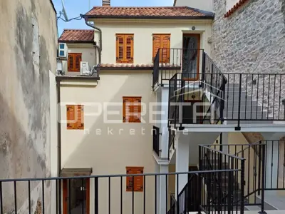 Newly renovated house with 3 apartments, Skradin - 14