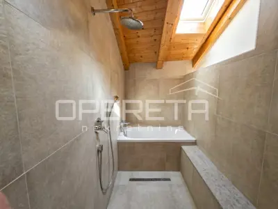 Novouređena kuća s 3 apartmana, Skradin - 5