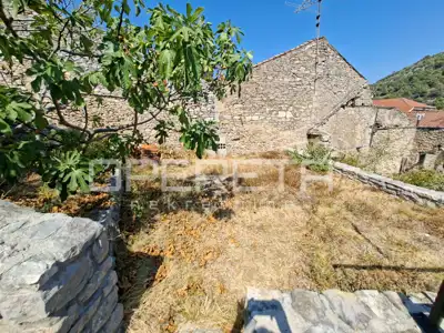 Novouređena kuća s 3 apartmana, Skradin - 15