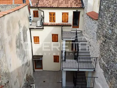 Newly renovated house with 3 apartments, Skradin - 2