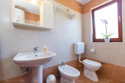 Apartment 67 m², Novigrad - attractive location near the sea - 14