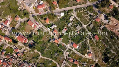 Building land, Šolta, near the center and asphalt access - 3