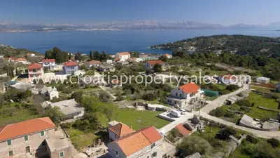 Building land, Šolta, near the center and asphalt access - 4