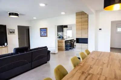Apartman 146 m², Mandre - 80 m od mora - 2