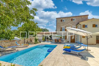 Stone house in Kanfanar, 27 m² pool and quiet location - 20