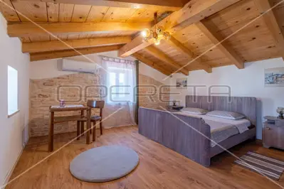 Stone house in Kanfanar, 27 m² pool and quiet location - 9