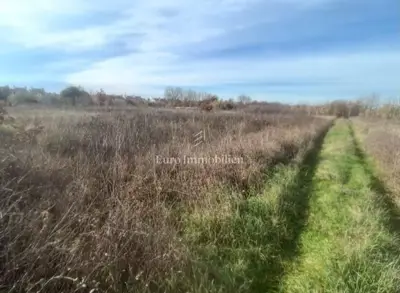 Building land in Umag, 700 m from the sea and beaches - 3
