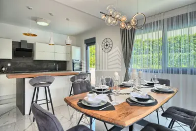 Split, Strožanac, Villa u privatnom elitnom kompleksu, bazen, garaža, - 14