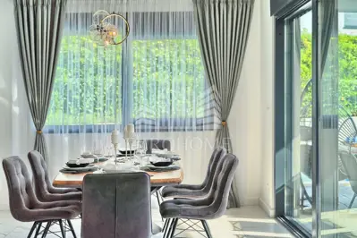 Split, Strožanac, Villa u privatnom elitnom kompleksu, bazen, garaža, - 13