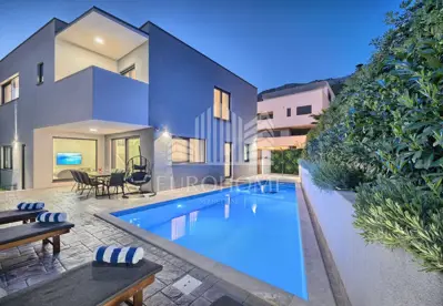 Split, Strožanac, Villa u privatnom elitnom kompleksu, bazen, garaža, - 2