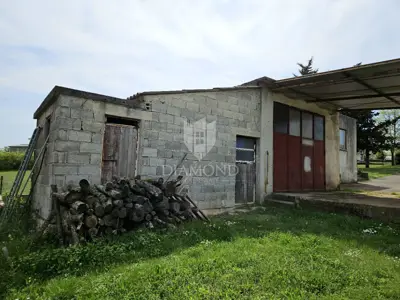 Baugrundstück 770 m², Poreč Umgebung - ruhiger Ort - 3