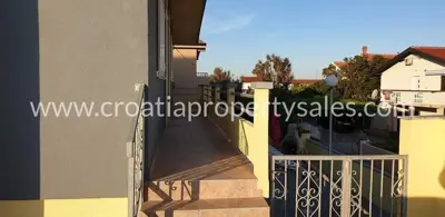 Haus 240 m², Zadar, 10 m vom Meer und Meerblick - 2