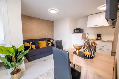 Novi Vinodolski - novouređen stan 30 m² - 2