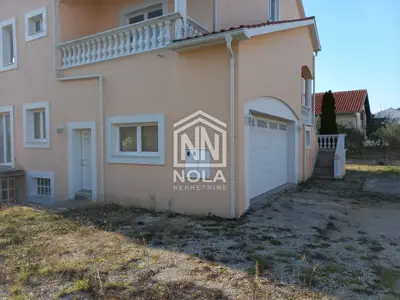 House 807 m², Vodice-Srima - 16 rooms and yard - 17