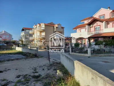 House 807 m², Vodice-Srima - 16 rooms and yard - 20