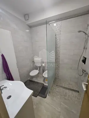 Višnjik, 1-Zimmer-Wohnung + Parkplatz, Langzeitmiete - 9
