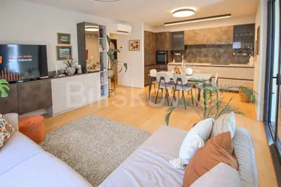 Split, Žnjan Wohnung 76,50 m² + 2 Parkplätze