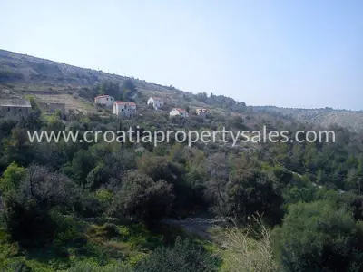 Grundstück, Brač, 500 m², 75 000 € - 3