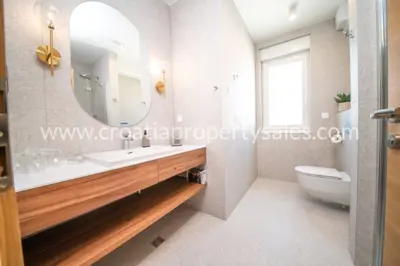 House with a pool, Vrsi near Zadar - 4 apartments - 10