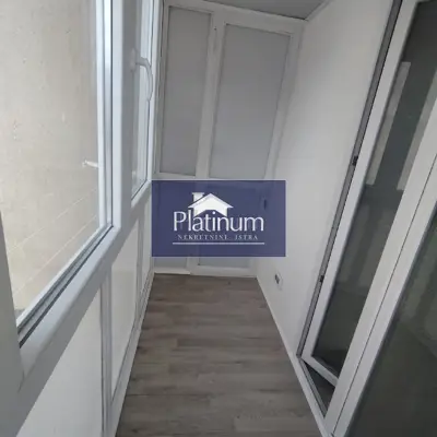 Stan 73 m², Pula Centar - renoviran i balkon - 8