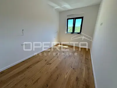 Sunny two-bedroom apartment with roof terrace (64 m²) - 2 min from the beach, Okrug Gornji - 7