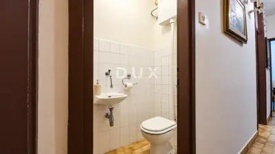Stan 77 m², Belveder, Rijeka - pogled na more i balkon - 12