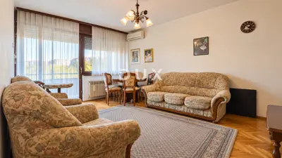 Stan 77 m², Belveder, Rijeka - pogled na more i balkon - 2