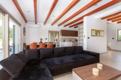 House 170 m², Labin - pool and yard 1,298 m² - 11