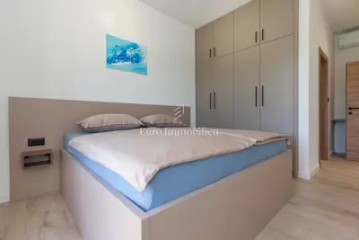 House 170 m², Labin - pool and yard 1,298 m² - 16