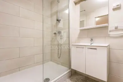 Poslovni prostor 110 m², Trešnjevka - tri prostora - 12