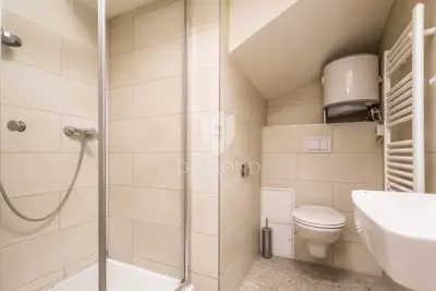 Poslovni prostor 110 m², Trešnjevka - tri prostora - 10