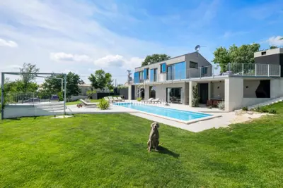 Vila 209 m², Orihi u Barbanu, bazen i otvoren pogled - 3