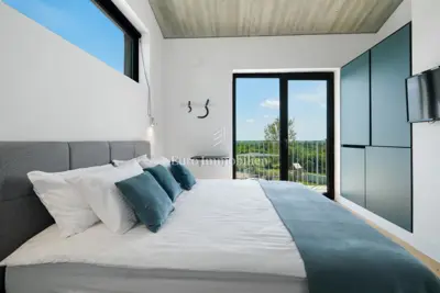 Haus zum Kauf in Orihi, 208 m² - 22