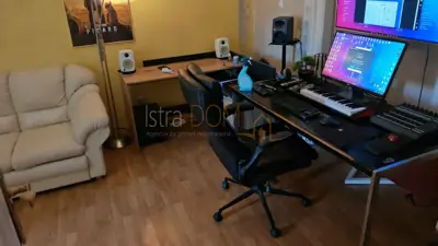 Stan 96 m², Pula Centar - 3 spavaće sobe i terasa - 2