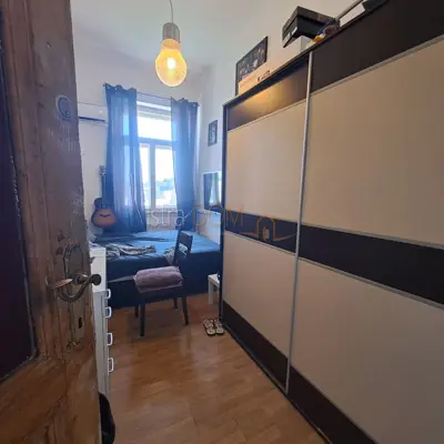 Stan 96 m², Pula Centar - 3 spavaće sobe i terasa - 4