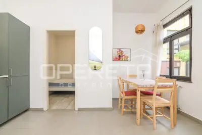 Poslovni prostor 44 m², Donji grad, mirno dvorište - 2