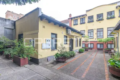Poslovni prostor 44 m², Donji grad, mirno dvorište - 11