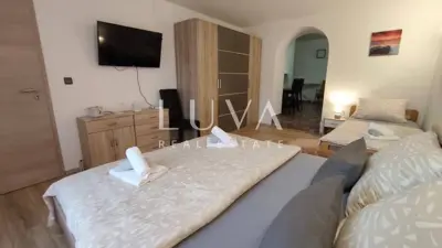 Haus 170 m², Križišće - Pool und Jacuzzi - 10