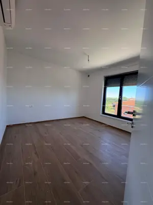 Valbandon! Doetažni stan. Blizina plaža. - 17