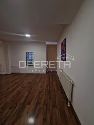 House 130 m², Gospić Centar - apartment and commercial premises - 19