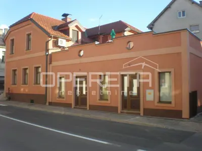 House 130 m², Gospić Centar - apartment and commercial premises - 5